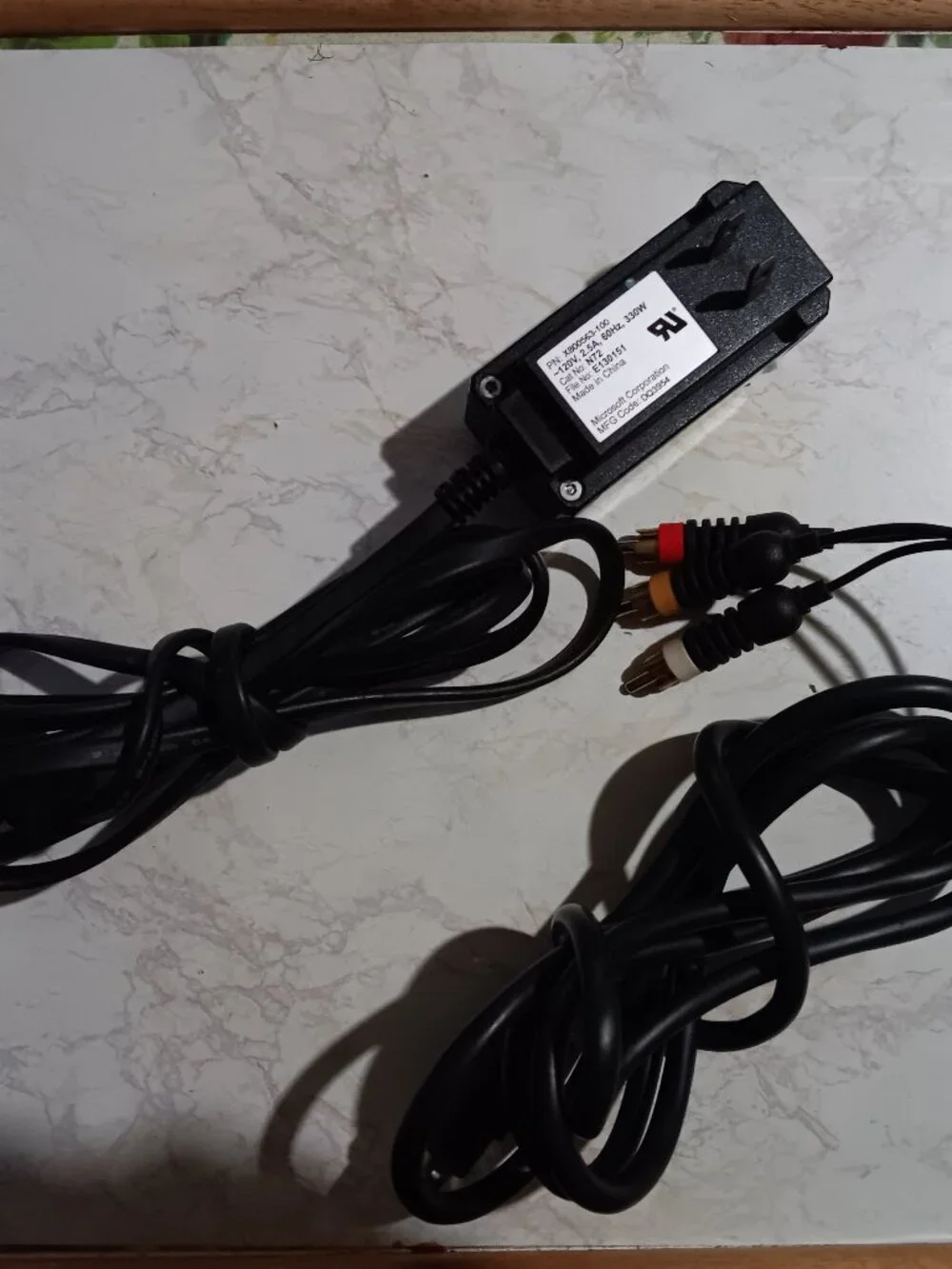 Original Xbox BUNDLE OEM AV Cable + Surge Protection AC Adapter Cord X800563-100